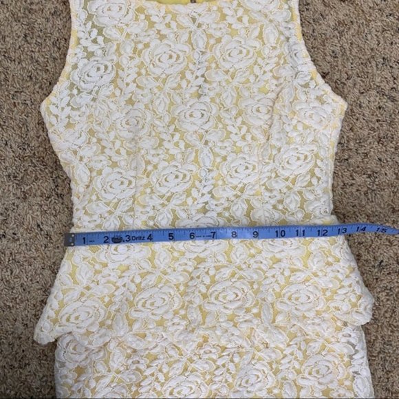 Chelsea & Violet Yellow Lace Sleeveless Peplum Waist Mini Dress Small - Picture 8 of 9